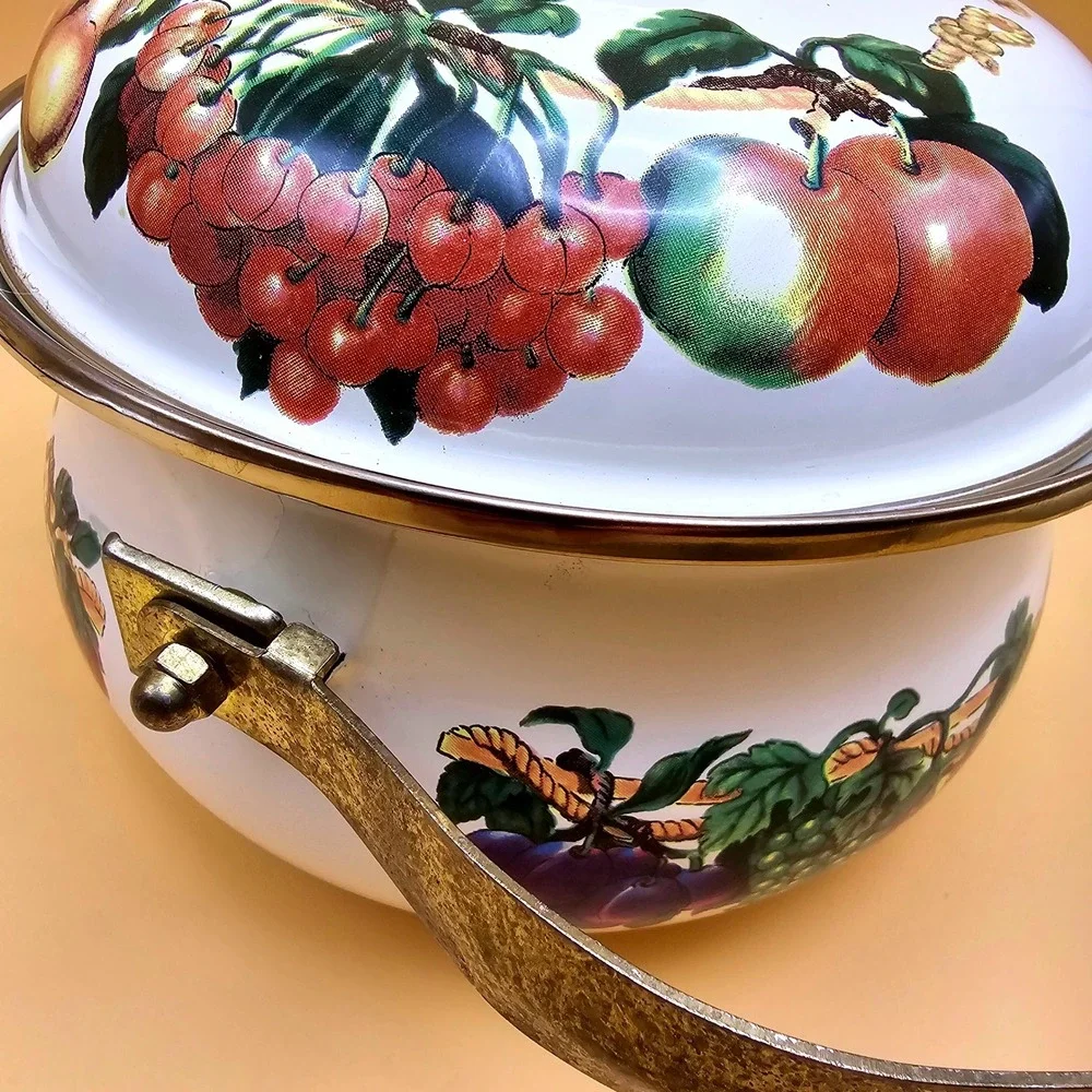 Vintage Enamel Fruit‎ Kettle 2 Quart Tea Pot White Gold Trim Induction Stovetop